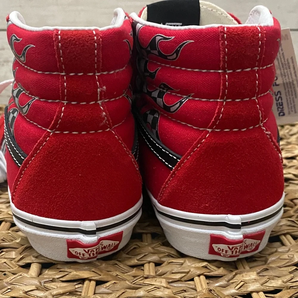 Vans Kids 4.5/Women’s 6.5‎ Red Flame Checkered Sneakers NWOT